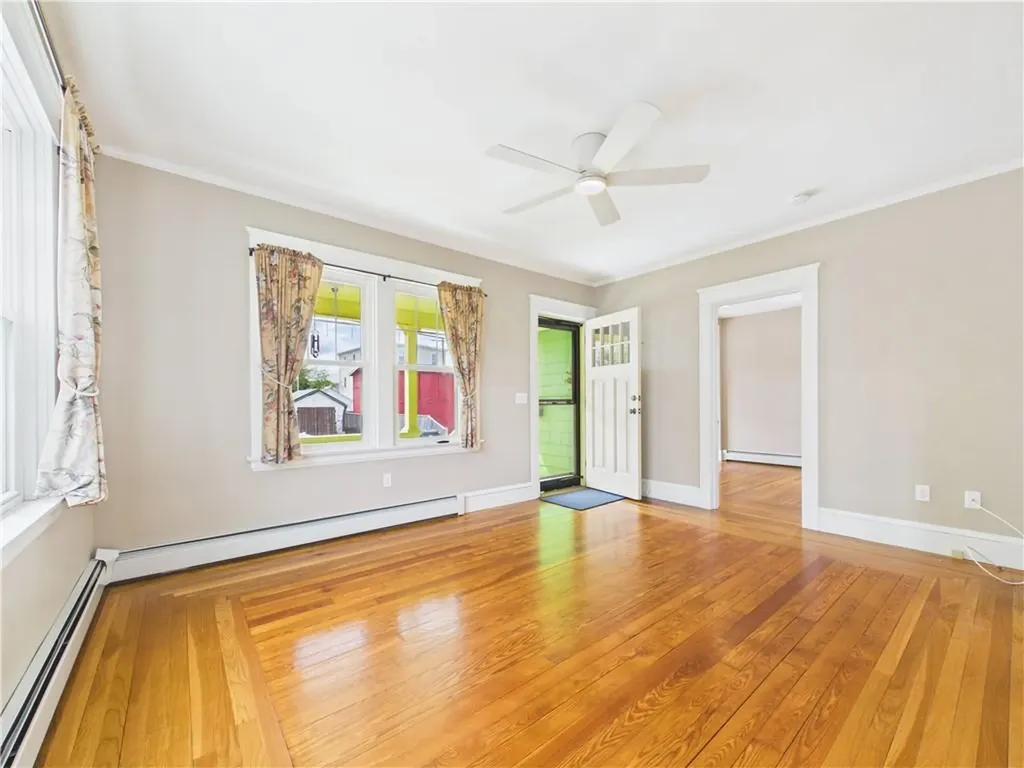 11 Hall Avenue Warren RI 02885