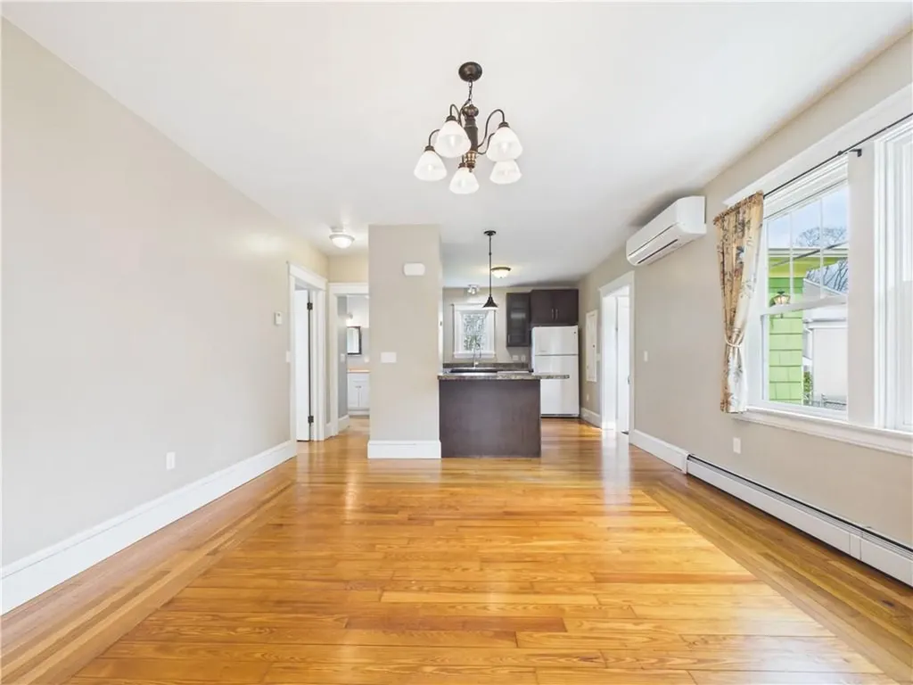 11 Hall Avenue Warren RI 02885