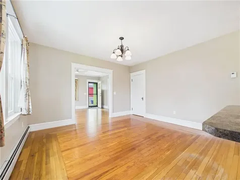 11 Hall Avenue Warren RI 02885