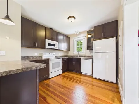11 Hall Avenue Warren RI 02885