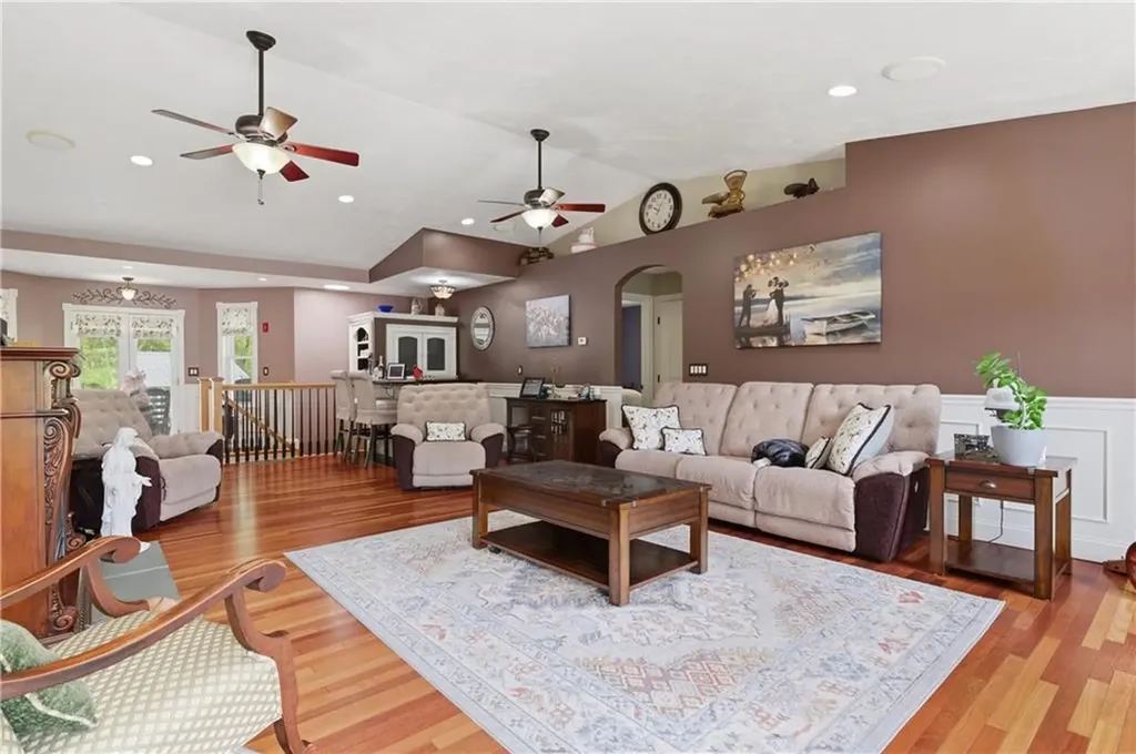 304 Gauthier Drive Woonsocket RI 02895