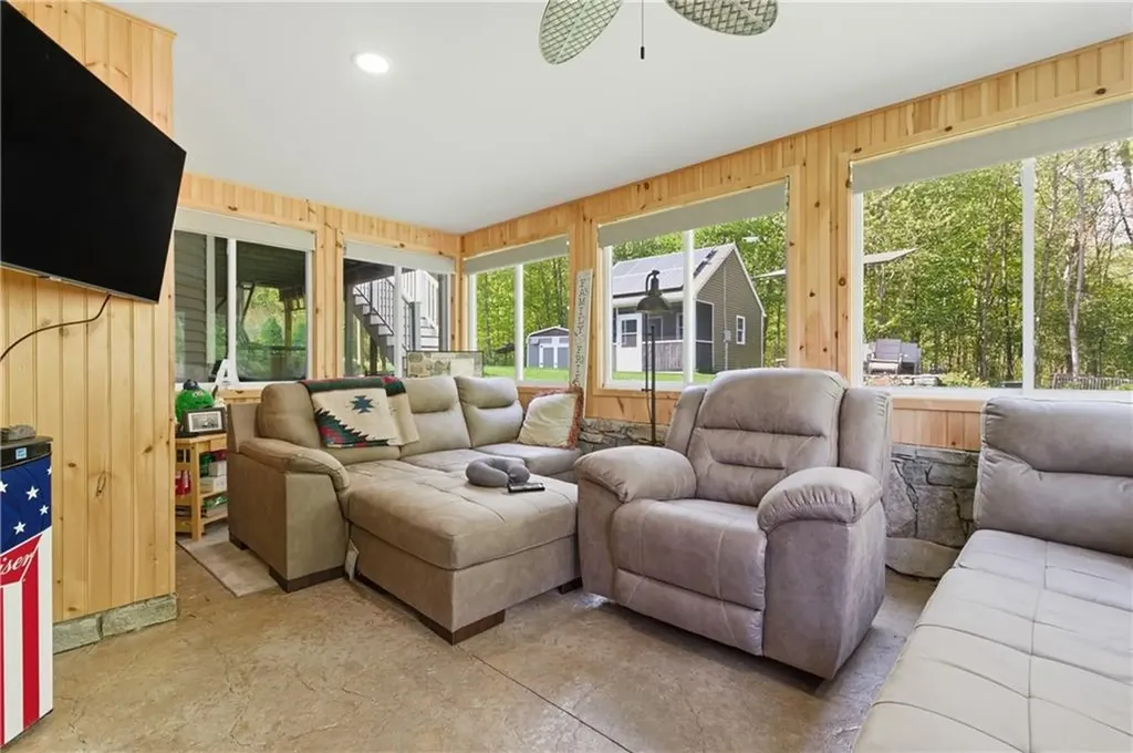 304 Gauthier Drive Woonsocket RI 02895
