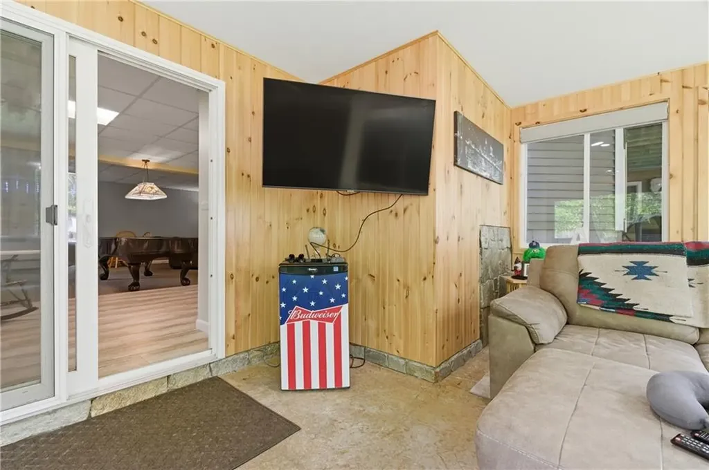 304 Gauthier Drive Woonsocket RI 02895