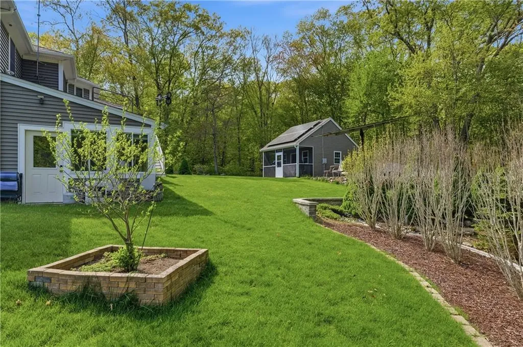 304 Gauthier Drive Woonsocket RI 02895