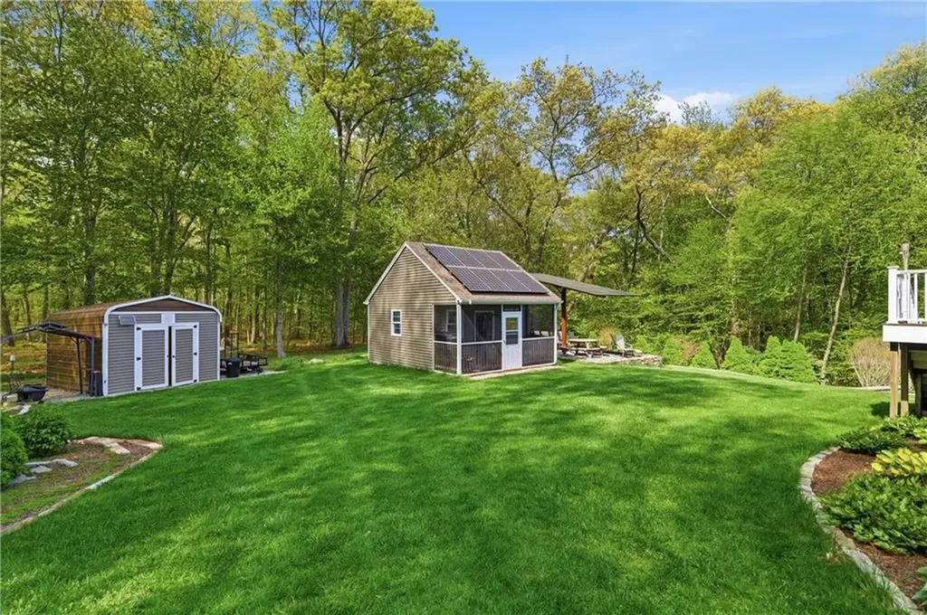 304 Gauthier Drive Woonsocket RI 02895