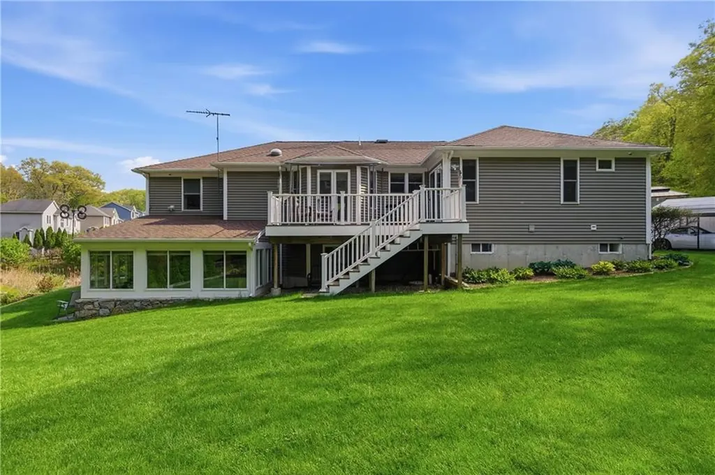 304 Gauthier Drive Woonsocket RI 02895