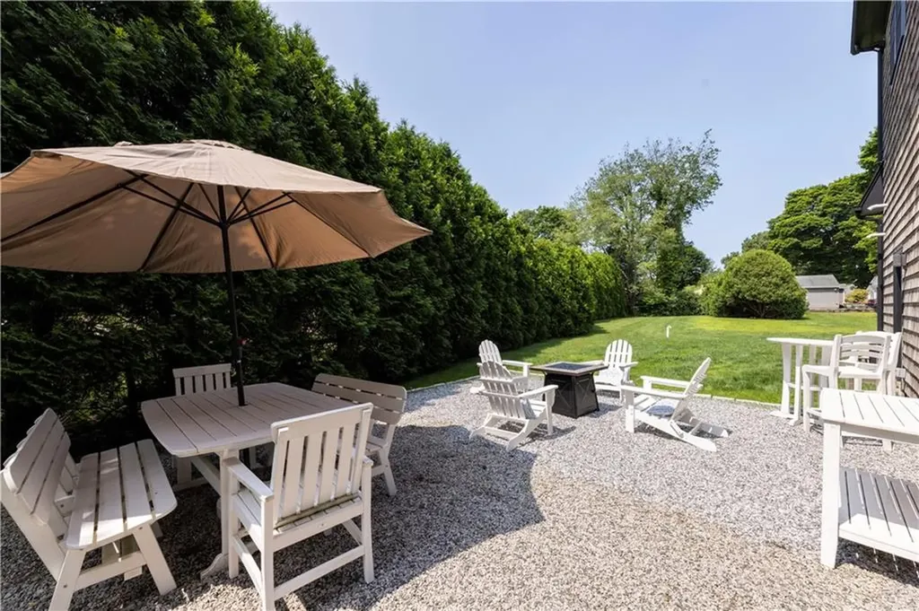 32 Ocean Avenue North Kingstown RI 02852