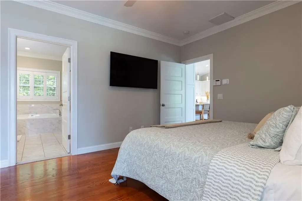 32 Ocean Avenue North Kingstown RI 02852