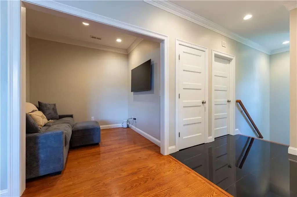 32 Ocean Avenue North Kingstown RI 02852