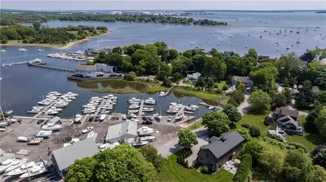 32 Ocean Avenue North Kingstown RI 02852