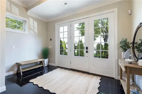 32 Ocean Avenue North Kingstown RI 02852