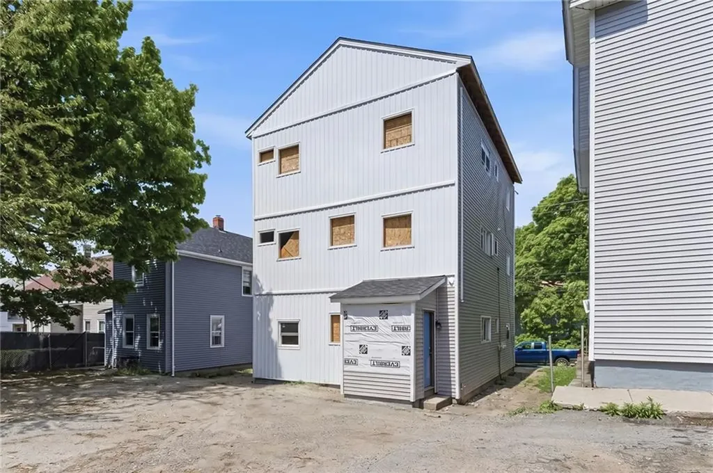 884 Douglas Avenue Providence RI 02908