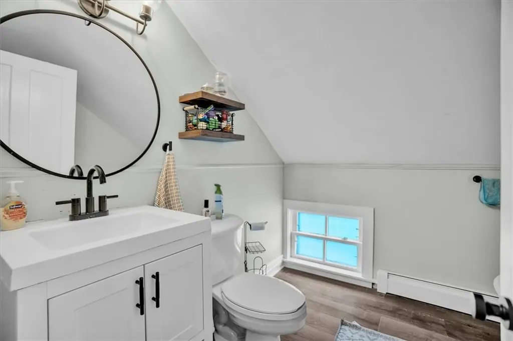 20 Barney Street Warren RI 02885
