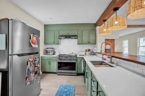 20 Barney Street Warren RI 02885