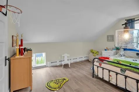 20 Barney Street Warren RI 02885