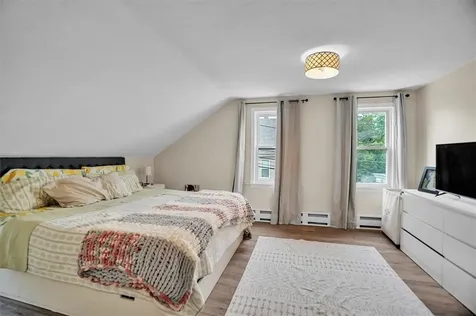20 Barney Street Warren RI 02885