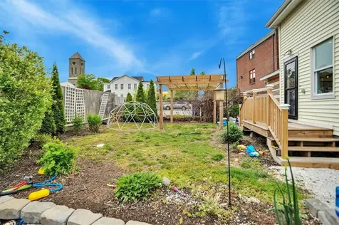 20 Barney Street Warren RI 02885