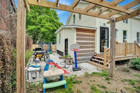 20 Barney Street Warren RI 02885