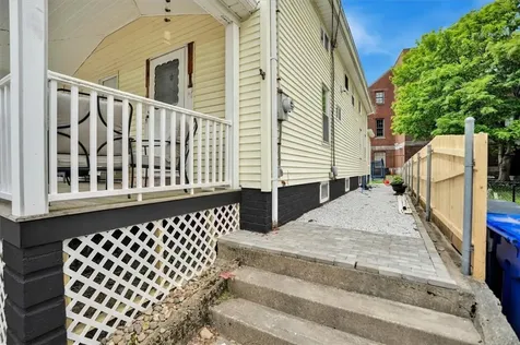 20 Barney Street Warren RI 02885