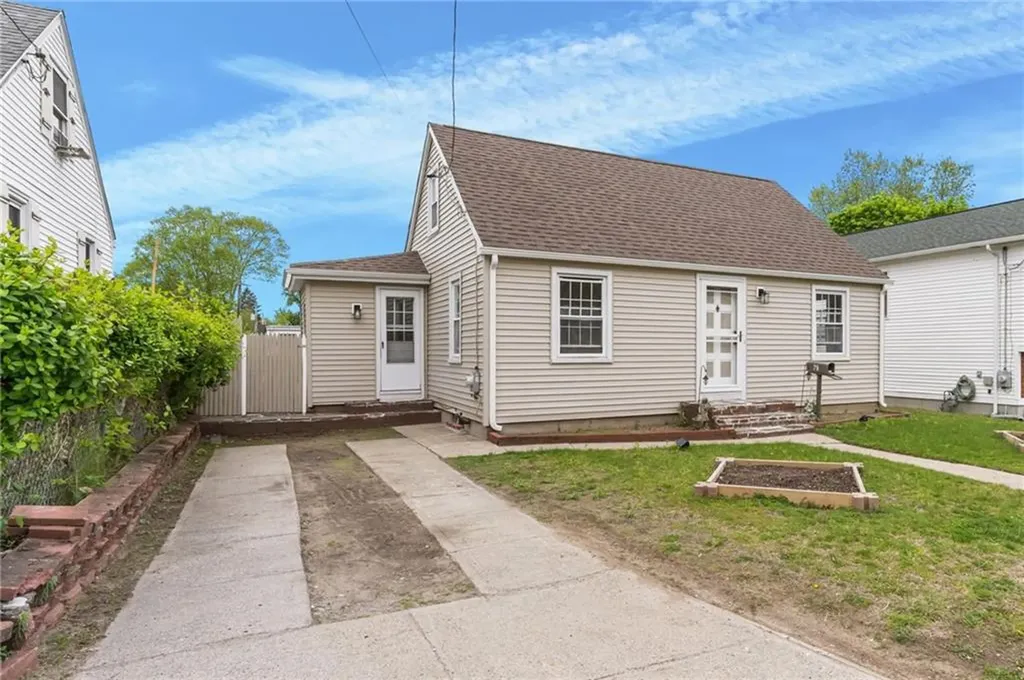 79 Arcadia Avenue Cranston RI 02910
