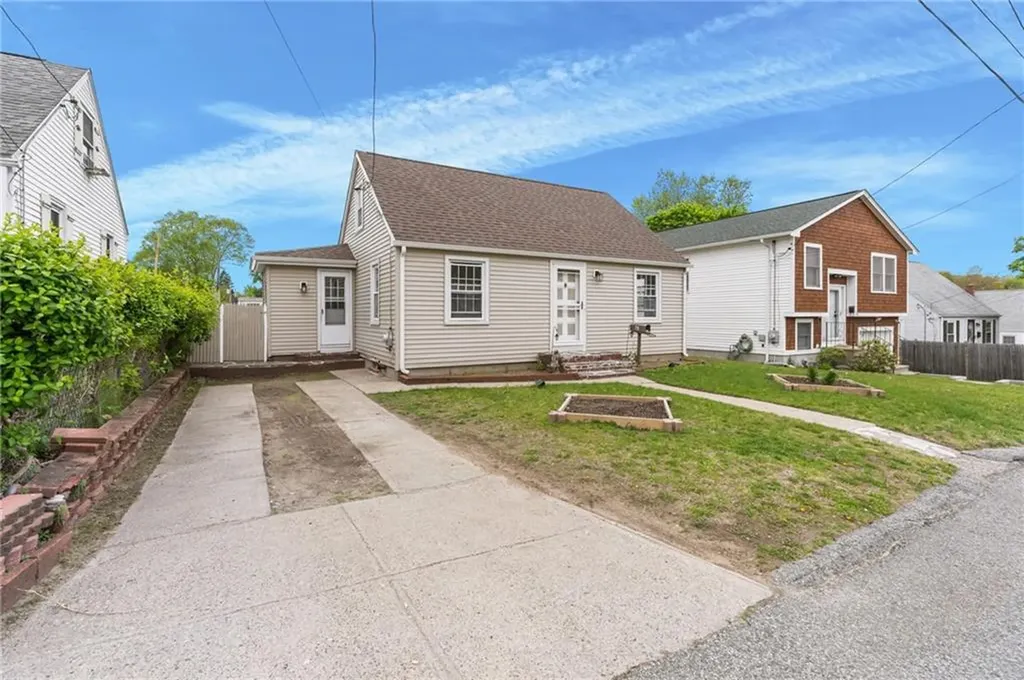 79 Arcadia Avenue Cranston RI 02910