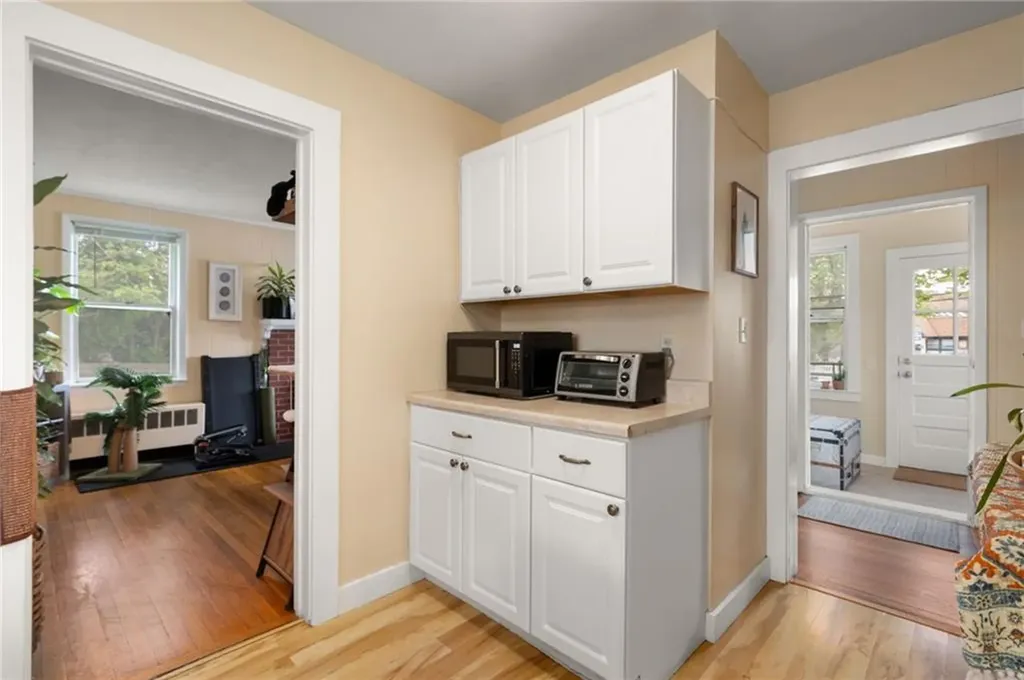 7 Clarke Street Jamestown RI 02835