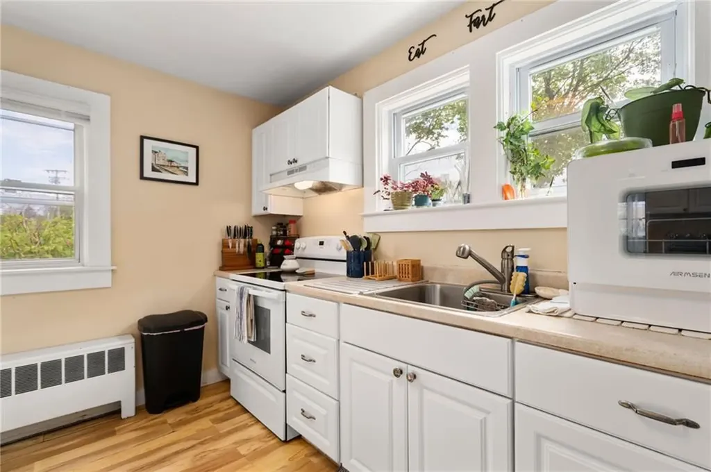 7 Clarke Street Jamestown RI 02835