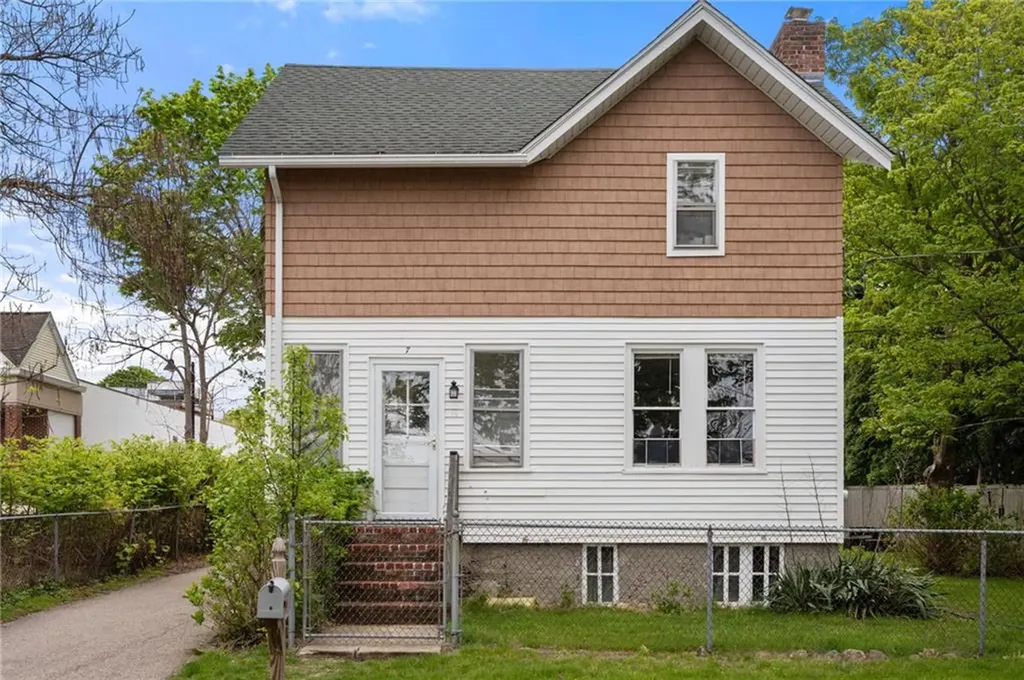 7 Clarke Street Jamestown RI 02835