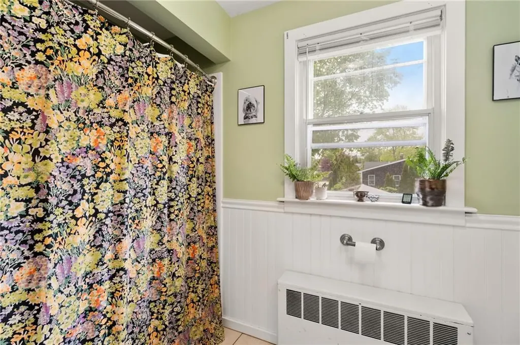 7 Clarke Street Jamestown RI 02835