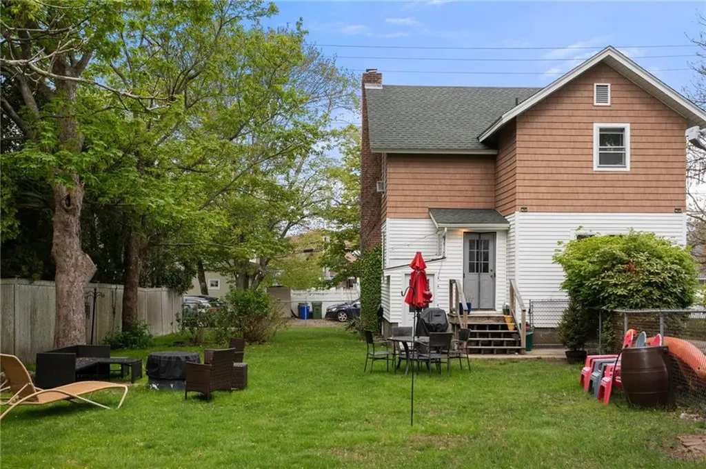 7 Clarke Street Jamestown RI 02835