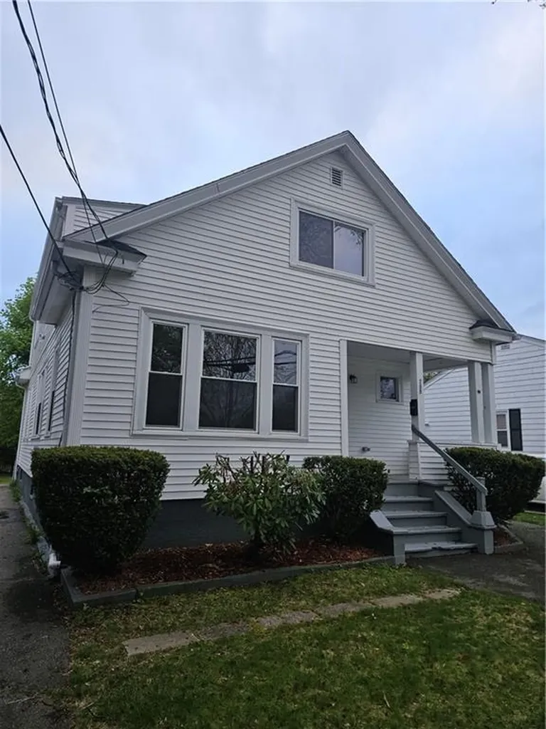 788 Academy Avenue Providence RI 02908