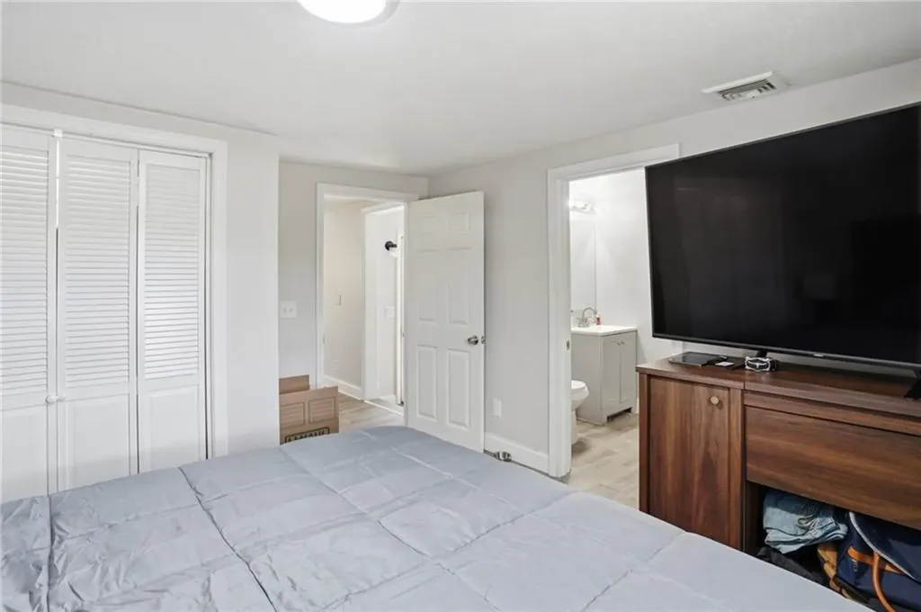 5 Maple Avenue Smithfield RI 02917