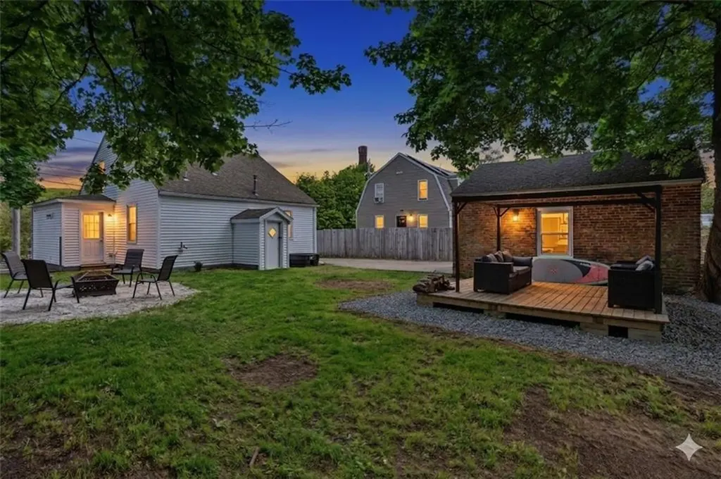 5 Maple Avenue Smithfield RI 02917