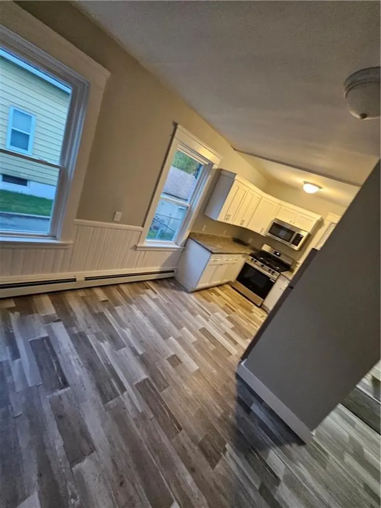 788 Academy Avenue Providence RI 02908