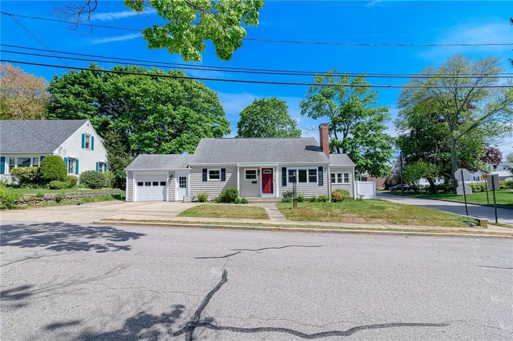 76 Crossland Road West Warwick RI 02893