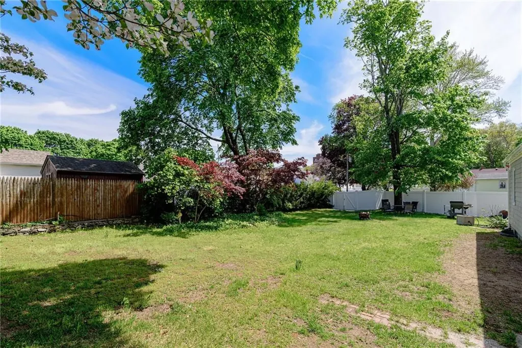 76 Crossland Road West Warwick RI 02893