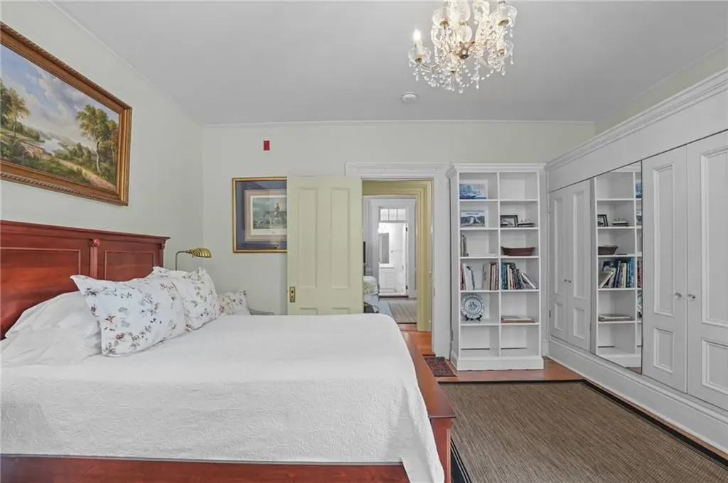 32 Catherine Street Newport RI 02840