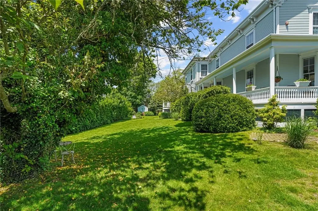 32 Catherine Street Newport RI 02840