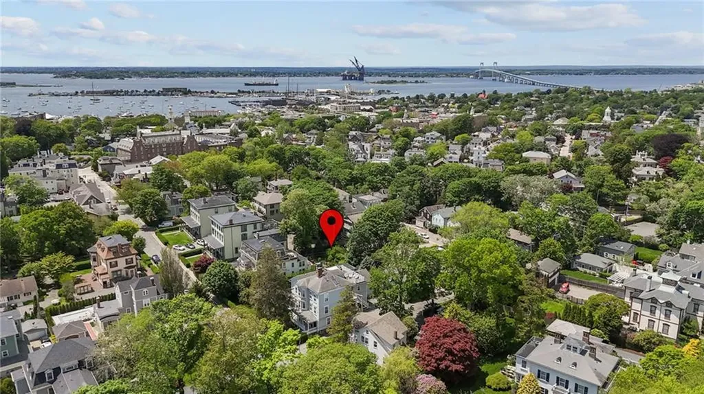 32 Catherine Street Newport RI 02840