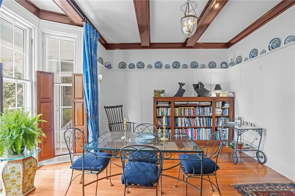 32 Catherine Street Newport RI 02840