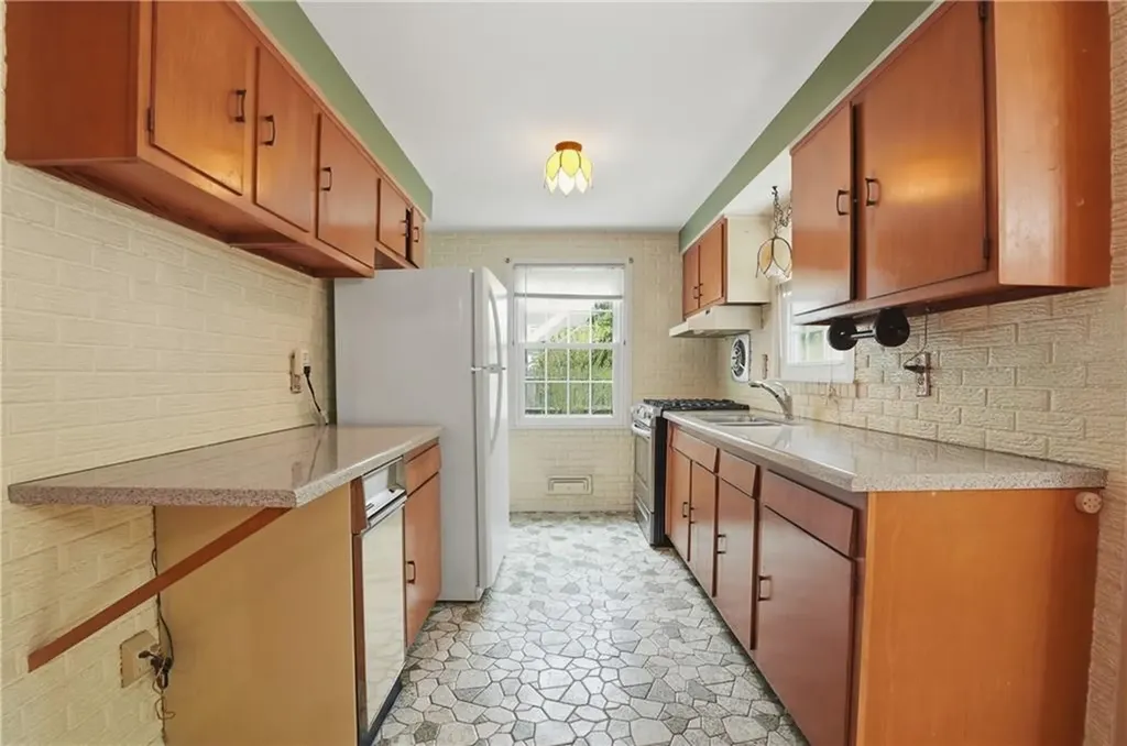 167 Sun Valley Drive Cumberland RI 02864