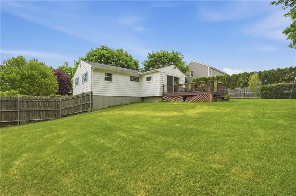 167 Sun Valley Drive Cumberland RI 02864