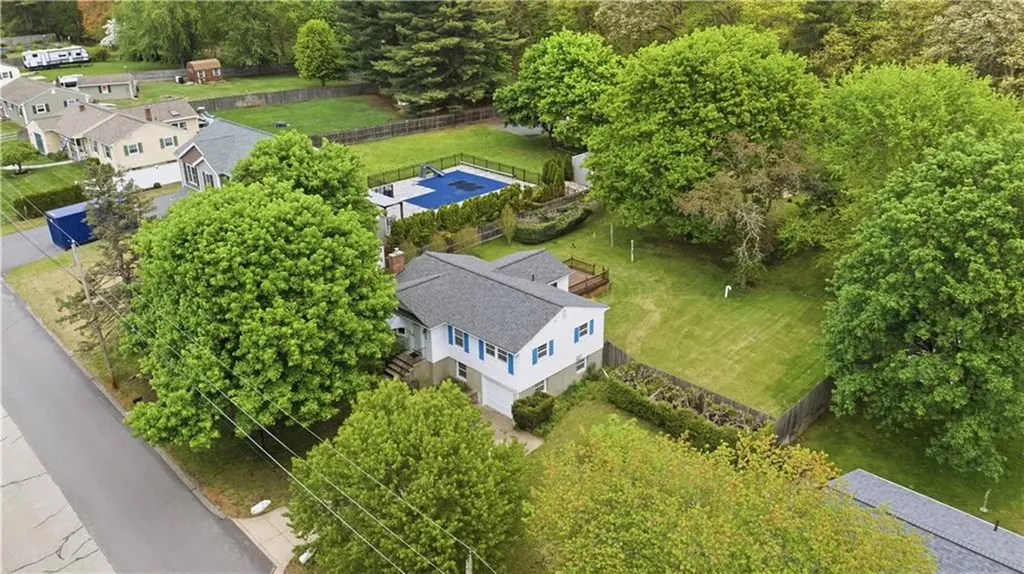 167 Sun Valley Drive Cumberland RI 02864