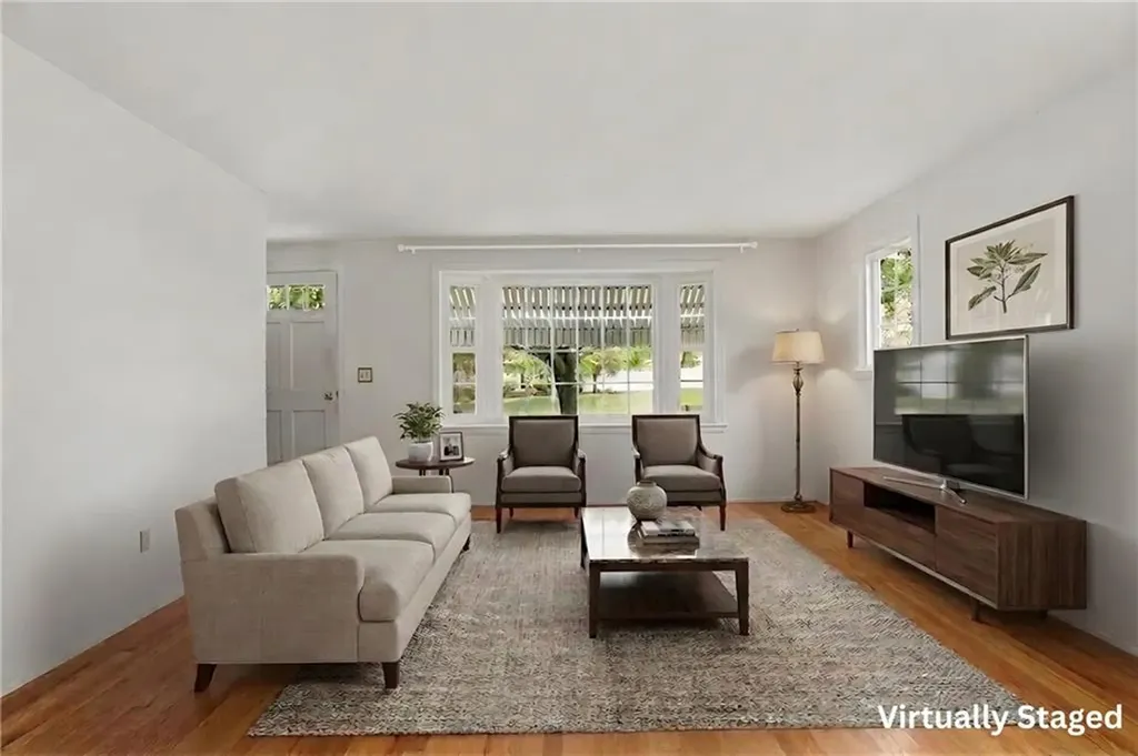 167 Sun Valley Drive Cumberland RI 02864