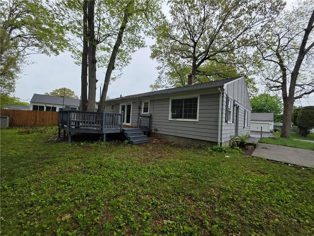 65 Ferncrest Drive East Providence RI 02915