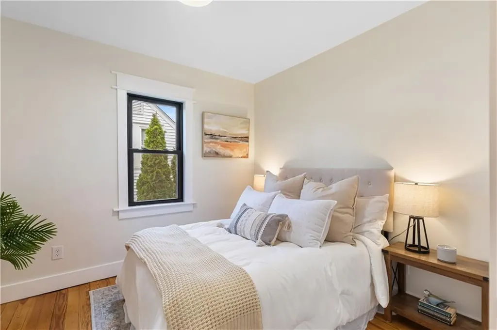 540 Middle Highway Barrington RI 02806