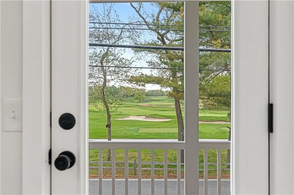 540 Middle Highway Barrington RI 02806