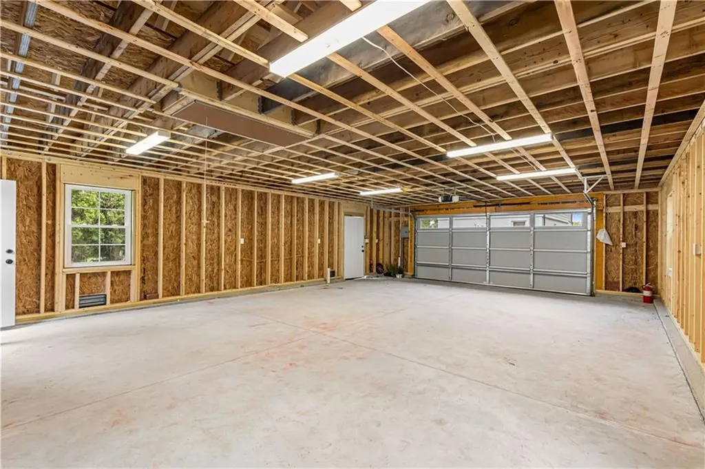 540 Middle Highway Barrington RI 02806