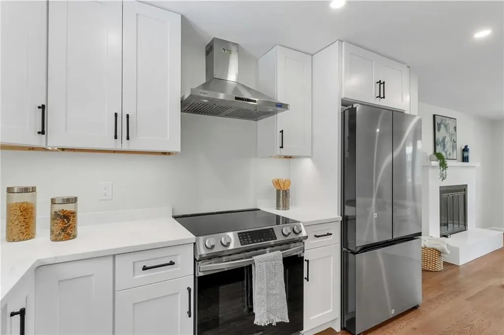 168 Edmond Drive North Kingstown RI 02852