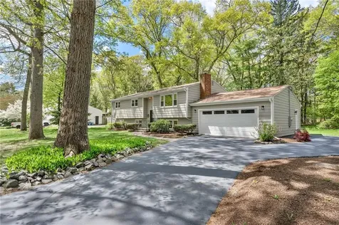 168 Edmond Drive North Kingstown RI 02852